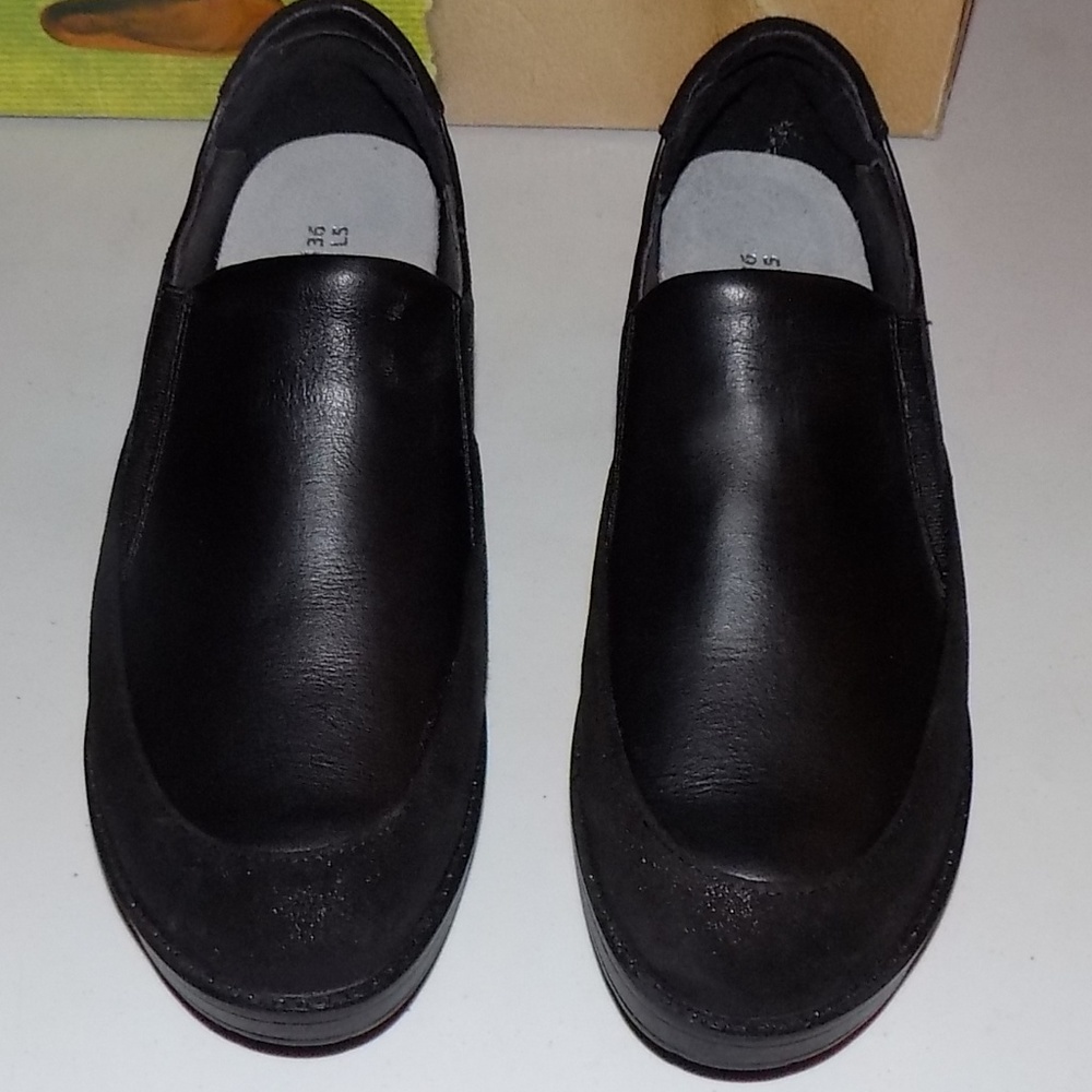 New Naot Cherish raven/shiny leather EU36/US5-5.5